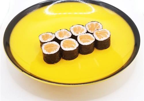 מאקי סלמון מאקי סלמון