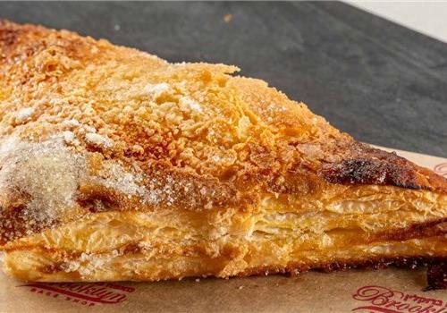 טירנאוור תפוח עץ Apple Turnover