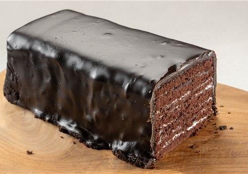 עוגת שכבות שחור Chocolate Layer Cake
