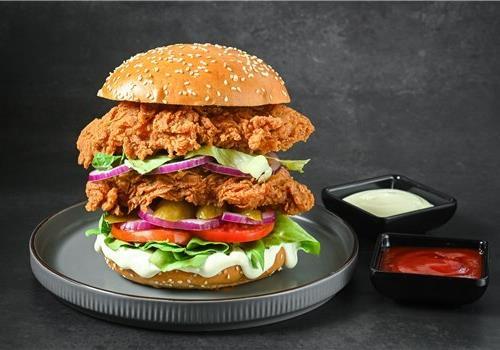 צ'יקן בורגר כפול