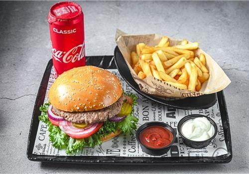 ‏ ארוחת המבורגר 220 גרם