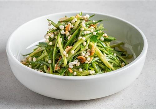 סלט מלפפונים אסייתי