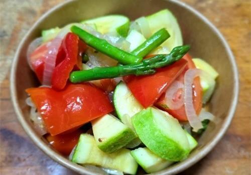 סלט ירקות מבושלים 