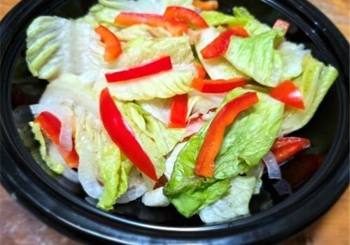 סלט בנוסח סבא מאיר