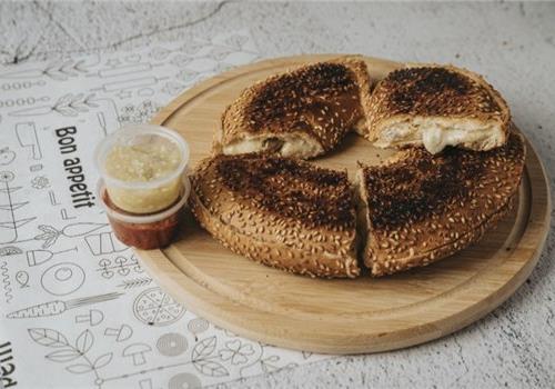 טוסט בייגל אלפרדו