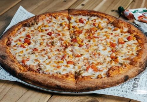 פיצה משפחתית