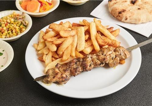 שיפוד פרגית בצלחת