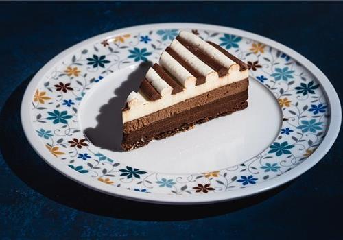 לל"ג עוגת שלושת השוקולדים