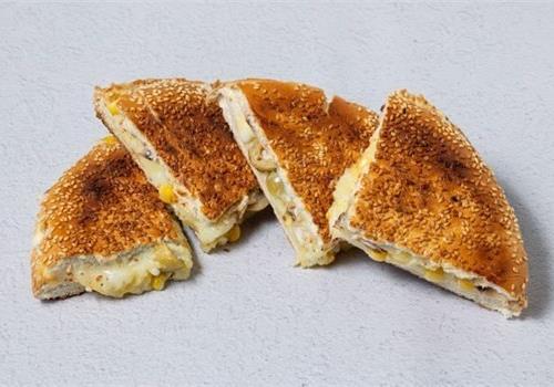 טוסט בהרכבה