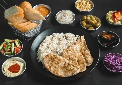 חזה עוף בצלחת