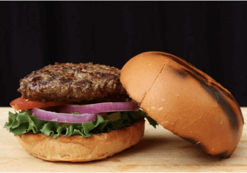  BASIC CARNIVORE 100% גרם 130 + צ'יפס