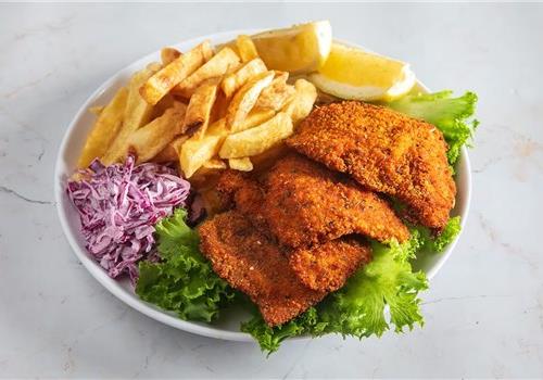 שניצל קריספי בצלחת