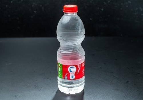 מים מינרלים