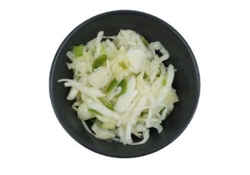 כרוב עם בצל ירוק