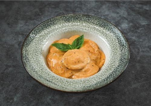 רביולי גבינה