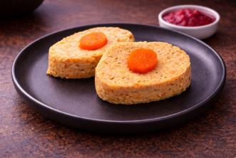 פרוסות גפילטע פיש סלמון