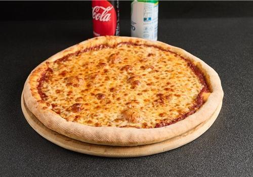 פיצה זוגית L + שתי פחיות לבחירה