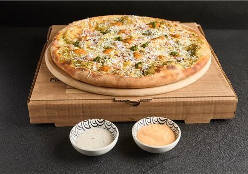 2 פיצות מיוחדות לבחירה+ 2 רטבים חינם