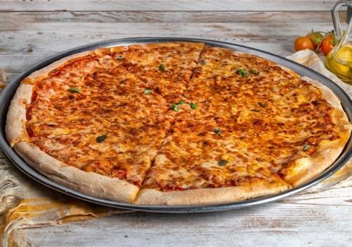 פיצה מבצק משובח ענקית