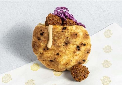 פלאפל בפיתה