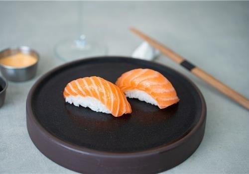 ניגירי סלמון