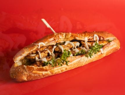 חזה עוף בבגט