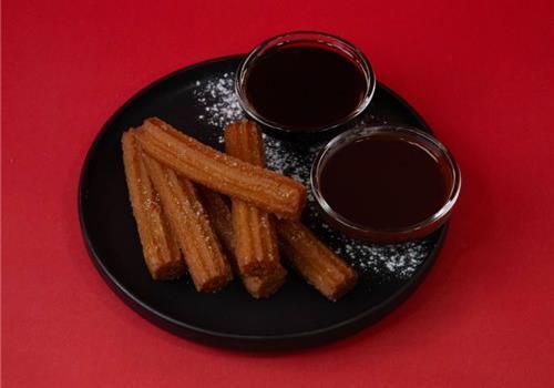 צ'ורוס אחינו