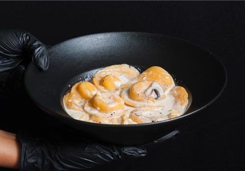 רביולי גבינה