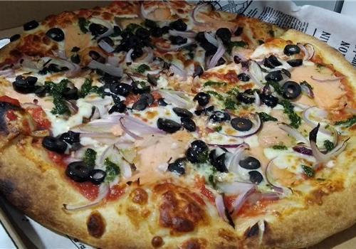 פיצה נורבגית