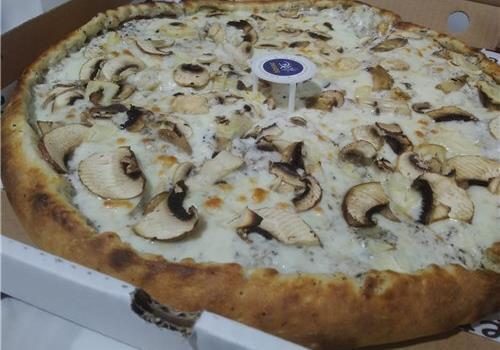 פיצה אלפרדו כמהין