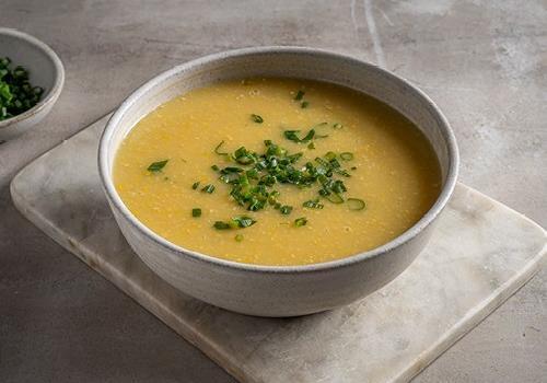 מרק תירס וחלב קוקוס