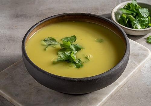 מרק עדשים בסגנון הודי