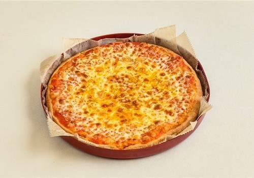 פיצה מרגריטה שמנמנה לל"ג