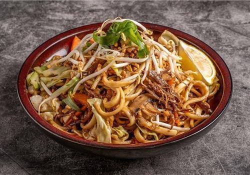 מוקפץ פאד תאי אסאדו