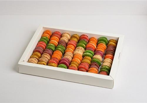 מגש מקרונים