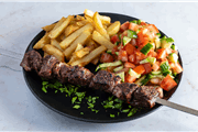 שיפוד פילה בקר בצלחת