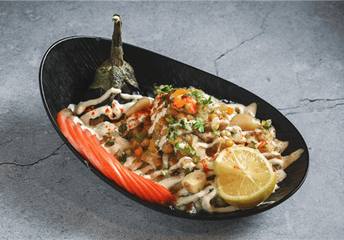 חציל באלאדי על מצע טחינה