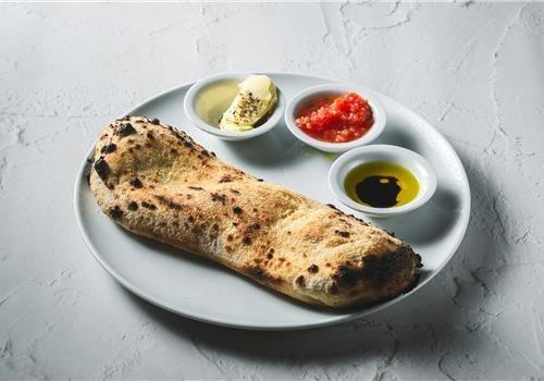 פוקאצה קלאסית ומטבלים