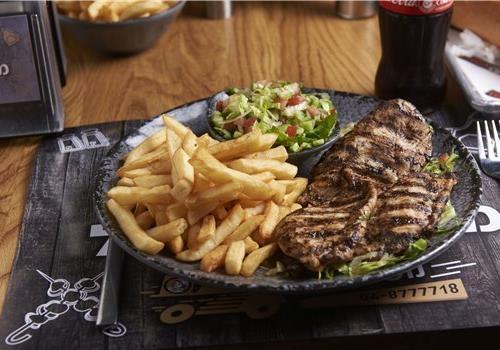 חמגשית חזה עוף על האש