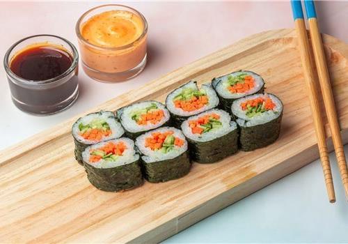 מאקי גזר ומלפפון מאקי גזר ומלפפון