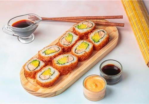 פנקפורה סלמון אבוקדו פנקפורה סלמון אבוקדו