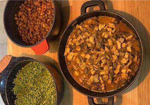 מעורב בצלחת