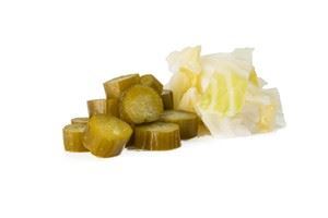 חמוצים בכבישה ביתית