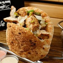 פרגית בפיתה