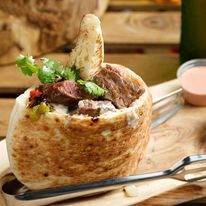 אנטריקוט בפיתה