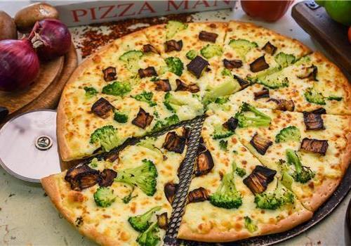 פיצה ביאנקה אישית + 3 תוספות