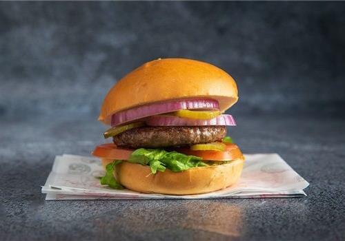 המבורגר בקר B-Medium (בינוני)