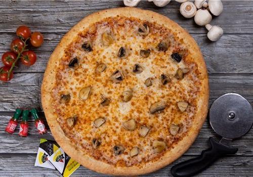 פיצה משפחתית צ׳יזי פיצה ביאנקה 100% מוצרלה