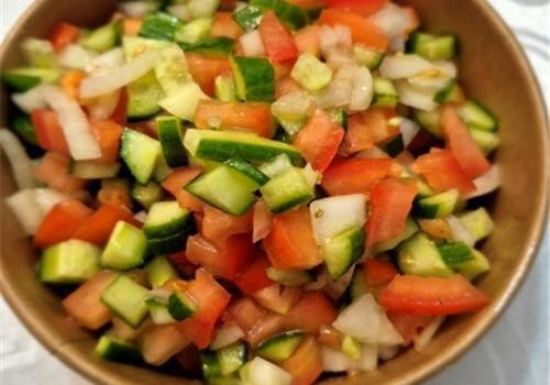 סלטים -  סלט ישראלי