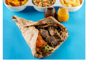 שווארמה בלאפה עם צ'יפס
